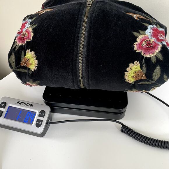 Torrid Black Floral Embroidered Bomber Jacket - 2X - Picture 9 of 9